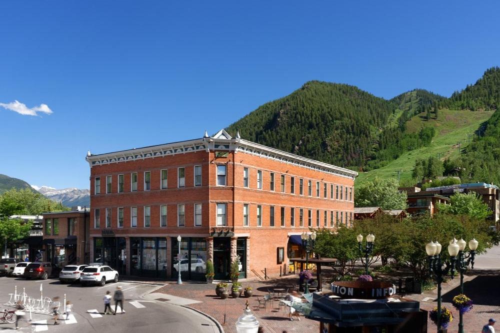 Independence Square 304, Stylish Hotel Room With Downtown Views & Great Location Aspen Exteriör bild